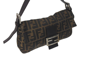 FENDI フェンディ マンマバケット ワンショルダーバッグ ズッカ柄 コットンキャンバス レザー シルバー金具 ブラウン 美品 中古 4c075869