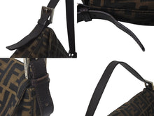 Load image into Gallery viewer, FENDI フェンディ マンマバケット ワンショルダーバッグ ズッカ柄 コットンキャンバス レザー シルバー金具 ブラウン 美品 中古 4c075869