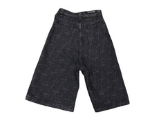 Load image into Gallery viewer, 新品同様 BALENCIAGA バレンシアガ デニムショーツ ハーフパンツ KICK SKATE SHORTS ブラック コットン サイズ25 シルバー金具 中古 4c075903