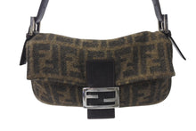 Load image into Gallery viewer, FENDI フェンディ マンマバケット ワンショルダーバッグ ズッカ柄 イタリア製 ウール ブラウン シルバー金具 美品 中古 4c075978