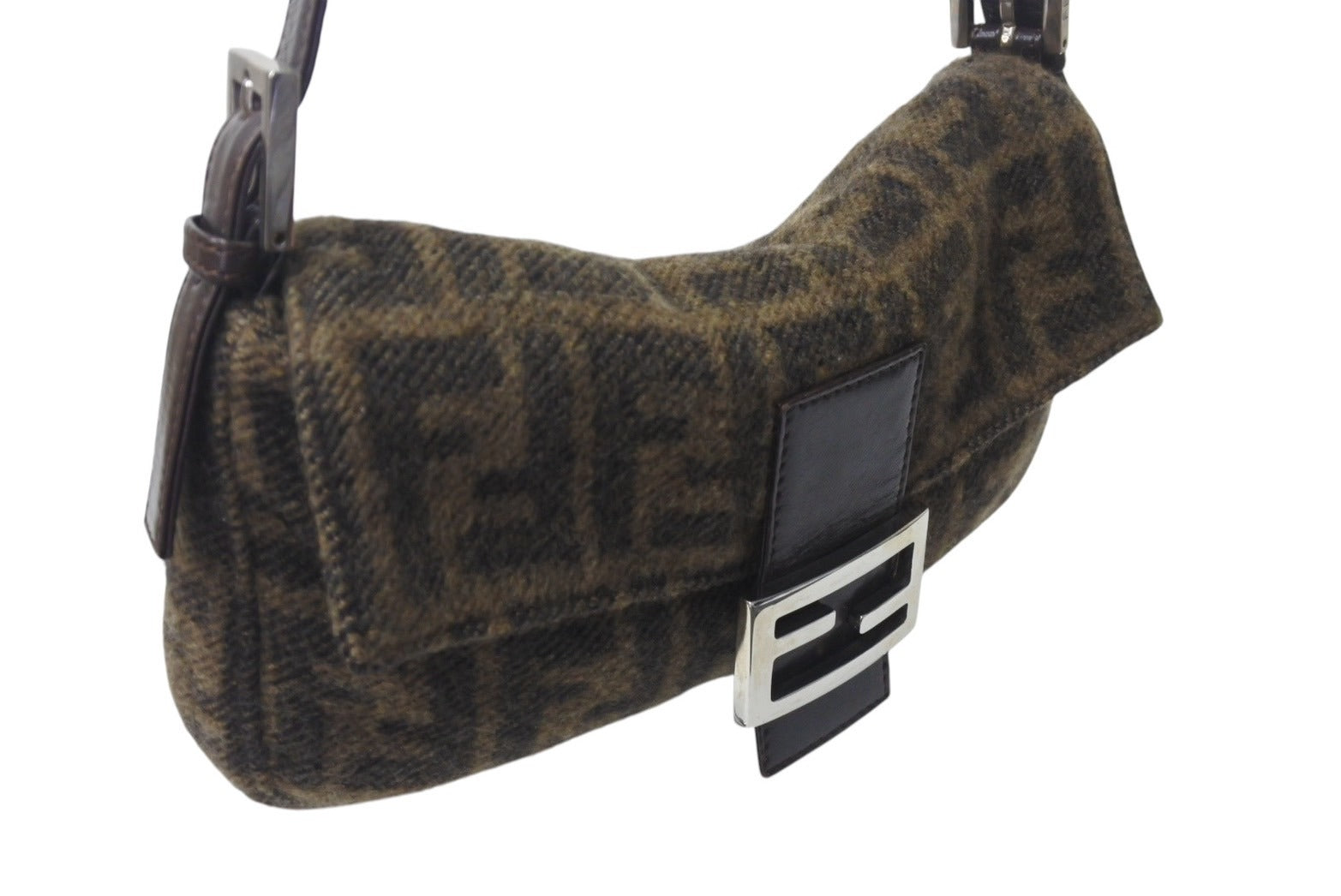 FENDI フェンディ マンマバケット ハンドバッグ アクセサリー