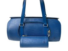 Load image into Gallery viewer, LOUIS VUITTON ルイヴィトン スフロ ハンドバッグ バレルバッグ 筒型 M52862 エピレザー ブルー ゴールド金具 美品 中古 4c075990
