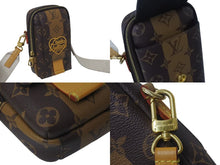 Load image into Gallery viewer, LOUIS VUITTON ルイヴィトン モノグラム ダブル フォンポーチ LVメイド ミニショルダーバッグ M81005 PVC レザー ブラウン 美品 中古 4c075997