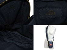 Load image into Gallery viewer, 極美品 LOUIS VUITTON ルイ ヴィトン ダブルフォンポーチ NIGOコラボ M81060 モノグラムデニム トリヨンレザー ショルダー 中古 4c075998