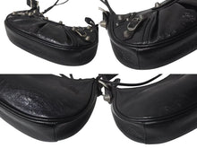 Load image into Gallery viewer, 極美品 BALENCIAGA バレンシアガ LE CAGOLE XS ルカゴール XS ワンショルダーバッグ 671309 レザー ブラック 中古 4c076002