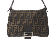 Load image into Gallery viewer, FENDI フェンディ マンマバケット ショルダーバッグ ズッカ柄 ブラウン コットンキャンバス レザー シルバー金具 美品 中古 4c076005