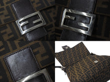 Load image into Gallery viewer, FENDI フェンディ マンマバケット ショルダーバッグ ズッカ柄 ブラウン コットンキャンバス レザー シルバー金具 美品 中古 4c076005