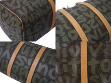 Load image into Gallery viewer, 極美品 LOUIS VUITTON ルイヴィトン モノグラム グラフィティ キーポル50 M92196 ブラウン カーキ ゴールド金具 中古 4c076091