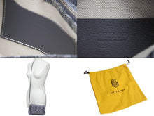 Load image into Gallery viewer, 極美品 GOYARD ゴヤール プリュメ ポーチウォレット ショルダーバッグ PLUMETPMLTY51CL51P グレー シルバー金具 中古 4c076127