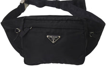 Load image into Gallery viewer, PRADA プラダ トライアングルロゴ ウエストバッグ ロゴプレート イタリア製 ナイロン ブラック シルバー金具 美品 中古 4c076170