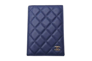 CHANEL シャネル パスポートケース ココマーク 27番台 2018-2019年 キャビアスキン ネイビー ゴールド金具 美品 中古 4c076177