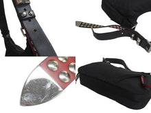 Load image into Gallery viewer, 極美品 PRADA プラダ NEW VELA ショルダーバッグ スタッズ トライアングルロゴ 1BC087 ブラック レッド シルバー金具 中古 4c076186