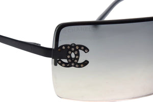 CHANEL シャネル サングラス リムレス ココマーク ラインストーン 62◻︎15 120 ブラック クリア シルバー金具 美品 中古 4c076189