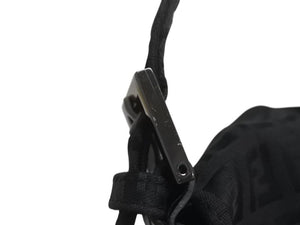 FENDI フェンディ マンマバケット ハンドバッグ ワンショルダー ズッキーノ ナイロンキャンバス ブラック 美品 中古 4c076194 正規品