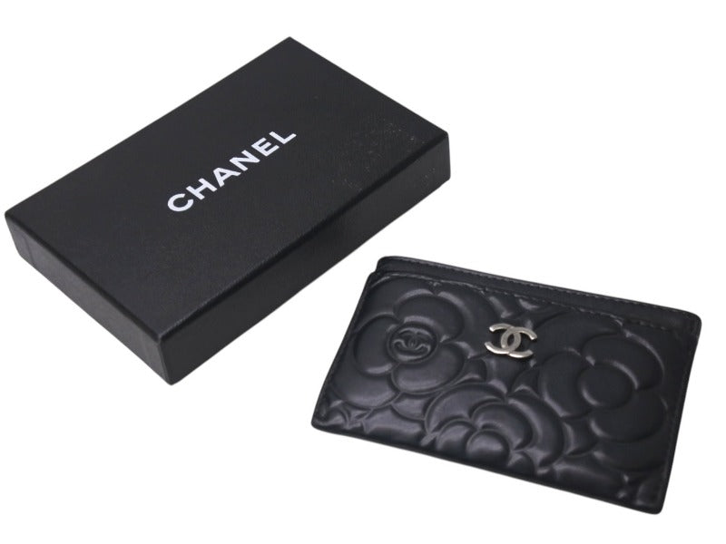 極美品 CHANEL シャネル カードケース ココマーク カメリア 24番台 ブラック シルバー金具 中古 4c076196