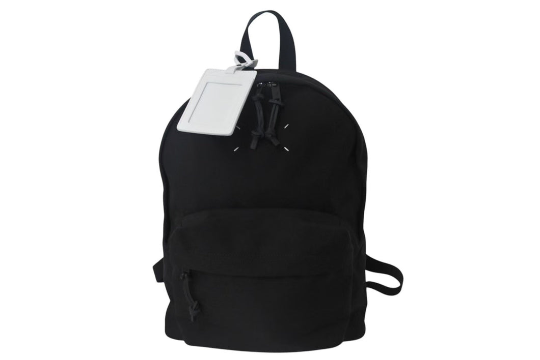 極美品 MAISON MARGIELA メゾンマルジェラ リュック バックパック s55wa0124 ステッチ ブラック ナイロン 中古 4c076214