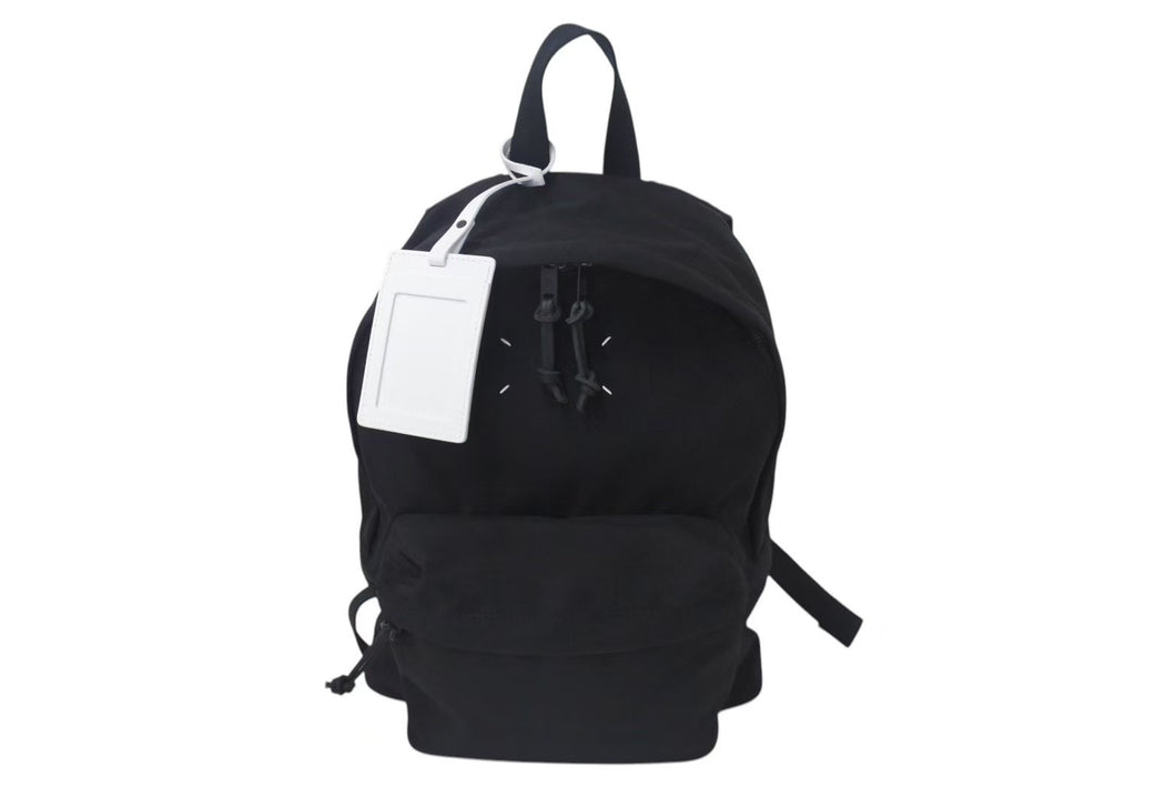 極美品 MAISON MARGIELA メゾンマルジェラ リュック バックパック s55wa0124 ステッチ ブラック ナイロン 中古 4c076216