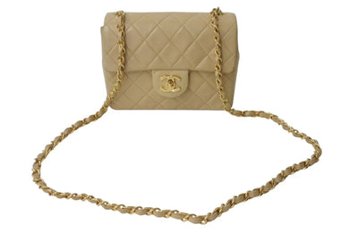 CHANEL シャネル ミニマトラッセ 17 チェーンショルダーバッグ A01115 5番台 ラムスキン ココマーク ベージュ 美品 中古 4c076296