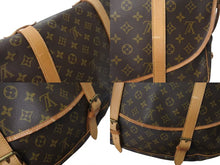 Load image into Gallery viewer, LOUIS VUITTON ルイヴィトン モノグラム ソミュール 43 M42252 ショルダーバッグ ブラウン ゴールド金具 良品 中古 4c076297