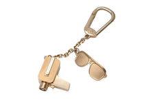 Load image into Gallery viewer, 極美品 LOUIS VUITTON ルイヴィトン ポルトクレ カンヌ カメラ サングラス ロゴ メタル ラインストーン M65383 ゴールド 中古 4c076318