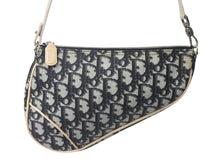 Load image into Gallery viewer, ChristianDior クリスチャンディオール サドルポーチ ワンショルダーバッグ トロッター柄 CR1021 ブラック アイボリー 美品 中古 4c076403