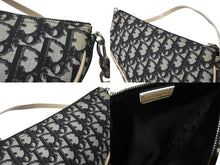 Load image into Gallery viewer, ChristianDior クリスチャンディオール サドルポーチ ワンショルダーバッグ トロッター柄 CR1021 ブラック アイボリー 美品 中古 4c076403