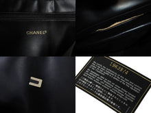 Load image into Gallery viewer, CHANEL シャネル トートバッグ ハンドバッグ 1番台 パイル ココマーク ロゴ ブラック 美品 中古 4c076444