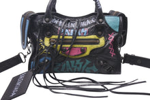 Load image into Gallery viewer, BALENCIAGA バレンシアガ ハンドバッグ グラフィティ クラシックミニシティ ペイント ブラック マルチカラー レザー 300295 美品 中古 4c076455