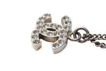 Load image into Gallery viewer, CHANEL シャネル ココマーク ネックレス 重量約5.9g 全長約44cm C12V刻印 シルバー メタル ラインストーン 美品 中古 4c076480