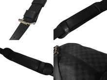 Load image into Gallery viewer, LOUISVUITTON ルイヴィトン キーポルバンドリエール55 ボストンバッグ N41413 ダミエグラフィット キャンバス ブラック 美品 中古 4c076504