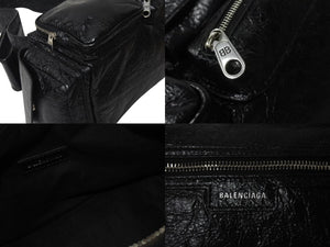 極美品 BALENCIAGA バレンシアガ スーパービジィ スモール スリングバッグ アリーナラムスキン 702167・1000・N527277 ブラック 中古 4c076535