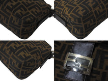 Load image into Gallery viewer, 極美品 FENDI フェンディ マンマバケット ワンショルダーバッグ 26725 ズッカ柄 キャンバス レザー ブラウン 中古 4c076541