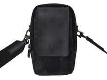 Load image into Gallery viewer, 極美品 LOUIS VUITTON ルイヴィトン ショルダーバッグ M81321 ダブルフォンポーチ エクリプスブラック シルバー金具 中古 4c076555