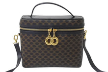 Load image into Gallery viewer, CELINE セリーヌ 2WAYバッグ バニティバッグ ショルダーバッグ マカダム柄 MC96 ゴールド金具 ブラウン ブラック 美品 中古 4c076585