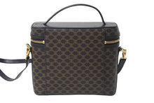 Load image into Gallery viewer, CELINE セリーヌ 2WAYバッグ バニティバッグ ショルダーバッグ マカダム柄 MC96 ゴールド金具 ブラウン ブラック 美品 中古 4c076585