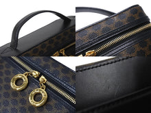 Load image into Gallery viewer, CELINE セリーヌ 2WAYバッグ バニティバッグ ショルダーバッグ マカダム柄 MC96 ゴールド金具 ブラウン ブラック 美品 中古 4c076585