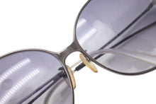 Load image into Gallery viewer, LOEWE ロエベ アナグラム モチーフ サングラス SLW 283GZ ブラック シルバー サイズ60◻︎13 130 美品 中古 4c076603