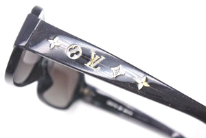 LOUIS VUITTON ルイヴィトン オプセシオンカレモノグラム オーバルサングラス Z0311E グラデーションレンズ ブラック ラメ 美品 中古 4c076606