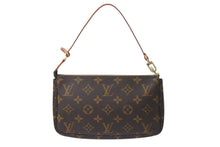Load image into Gallery viewer, 極美品 LOUIS VUITTON ルイヴィトン アクセサリーポーチ ポシェットアクセソワール M51980 モノグラム ブラウン スト付き 中古 4c076611
