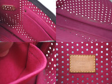 Load image into Gallery viewer, LOUIS VUITTON ルイヴィトン モノグラムペルフォ ポシェットアクセソワール アクセサリーポーチ M95183 フューシャ 美品 中古 4c076623