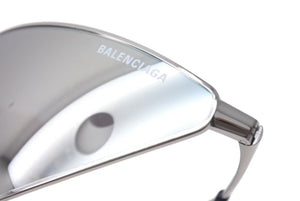 BALENCIAGA バレンシアガ SS24 RAZOR CAT キャットアイ サングラス ミラーレンズ シルバー BB0315S 001 XL 美品 中古 4c076737