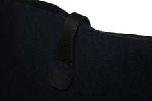 Load image into Gallery viewer, 新品未使用 HERMES エルメス エブリン 1PM ショルダーバッグ ブルーニュイ フェルト スイフト Y刻 2020年製 シルバー金具 中古 4c700023