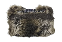 Load image into Gallery viewer, 極美品 CHANEL シャネル ファー ツイード チェーン ショルダーバッグ 14番台 マルチカラー シルバー金具 ココマーク 中古 4c070061