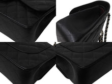 Load image into Gallery viewer, 極美品 CHANEL シャネル マトラッセ30 Wフラップ Wチェーン ショルダーバッグ 18番台 キャビアスキン ブラック シルバー金具 中古 4c070385