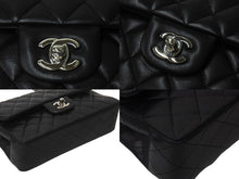 Load image into Gallery viewer, 極美品 CHANEL シャネル チェーンショルダーバッグ マトラッセ23 Wフラップラップ ラムスキン ブラックシルバー 13番台 中古 4c071204