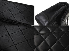 Load image into Gallery viewer, 極美品 CHANEL シャネル チェーンショルダーバッグ マトラッセ23 Wフラップラップ ラムスキン ブラックシルバー 13番台 中古 4c071204