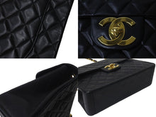 Load image into Gallery viewer, 極美品 CHANEL シャネル デカマトラッセ チェーンショルダーバッグ シングルフラップ 3番台 ブラック ゴールド金具 中古 4c074393