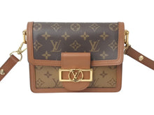 Load image into Gallery viewer, LOUIS VUITTON ルイヴィトン モノグラム リバース ドーフィーヌ ミニ ショルダーバッグ M45959 ブラウン モノグラムキャンバス レザー ゴールド金具 美品 中古 4c072831