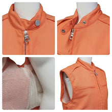 Load image into Gallery viewer, 極美品 CHANEL シャネル セットアップ スポーツ ベスト パンツ 02S P19432 P19677 ココマーク オレンジ シルバー金具 38 中古 50056