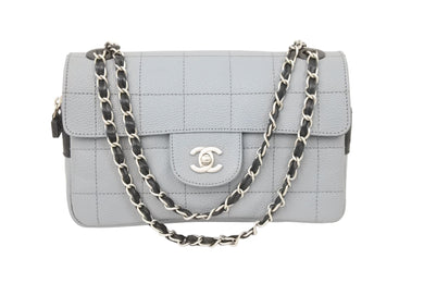 極美品 CHANEL シャネル スポーツライン ショルダーバッグ マトラッセ キャビアスキン 8番台 グレー シルバー金具 中古 50105